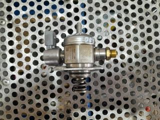 bontott AUDI A3 Nagynyomású Szivattyú