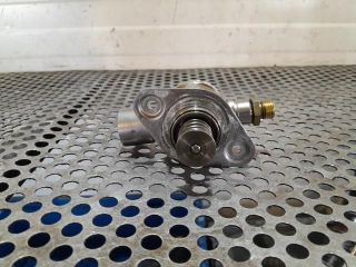 bontott AUDI A3 Nagynyomású Szivattyú