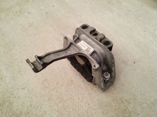 bontott AUDI A3 Első Motorfelfüggesztés