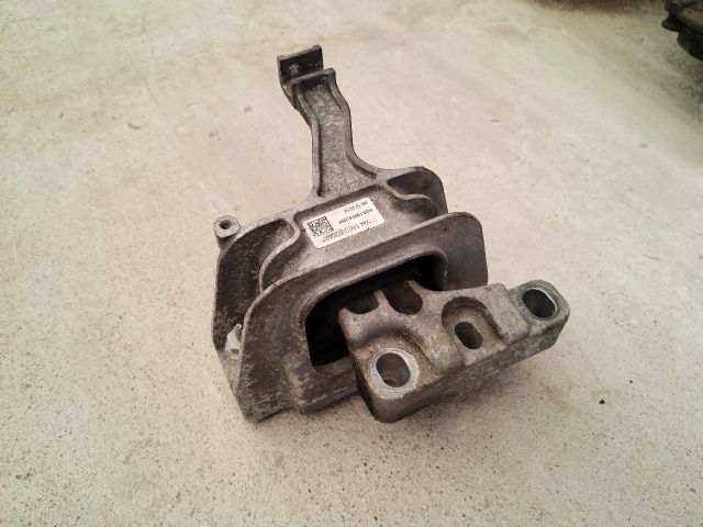 bontott AUDI A3 Első Motorfelfüggesztés