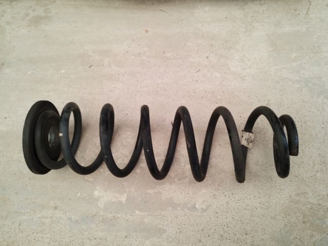 bontott AUDI A3 Hátsó Rugó