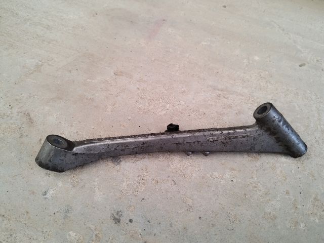 bontott AUDI A3 Motor Tartó Bak (Fém)