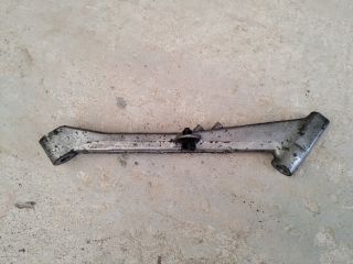 bontott AUDI A3 Motor Tartó Bak (Fém)