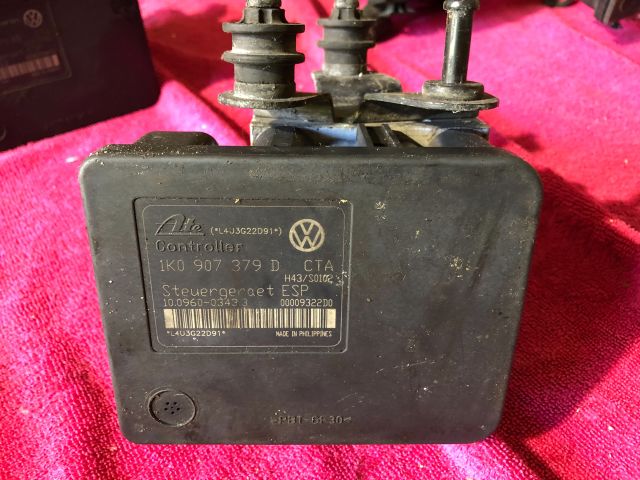 bontott AUDI A3 ABS Kocka