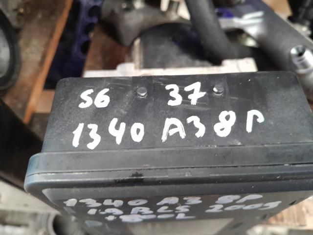 bontott AUDI A3 ABS Kocka