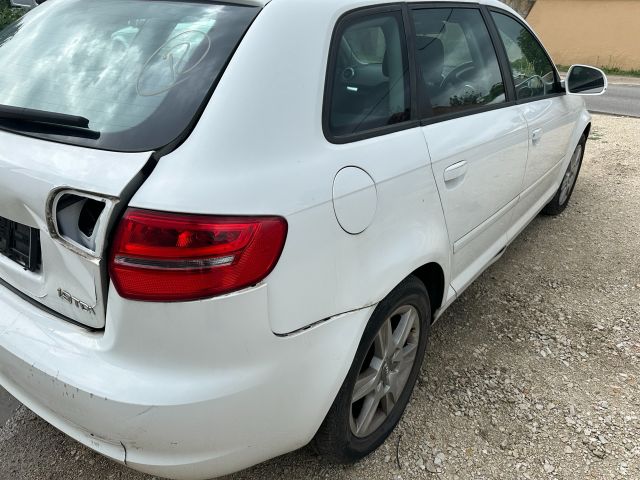 bontott AUDI A3 Alsó Motorburkolat