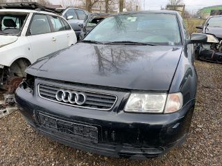 bontott AUDI A3 Bal első Féknyereg Munkahengerrel