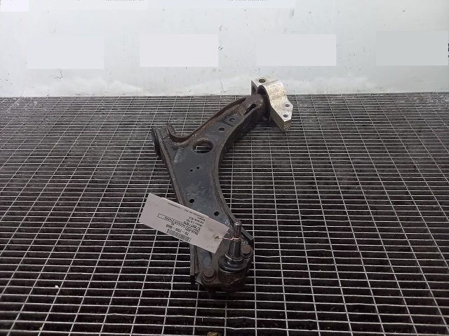 bontott AUDI A3 Bal első Lengőkar