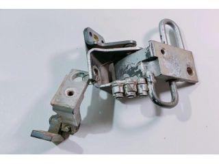 bontott AUDI A3 Bal első Zsanér