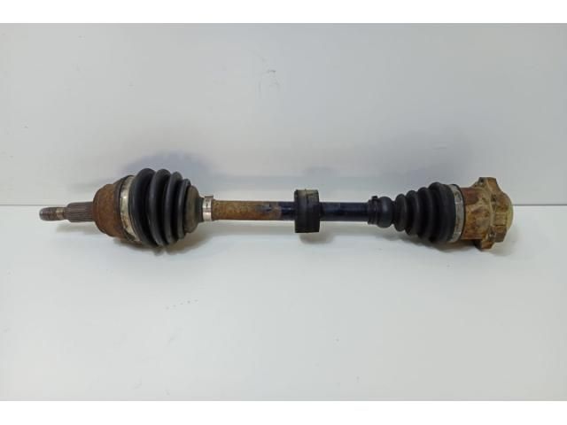 bontott AUDI A3 Bal Féltengely