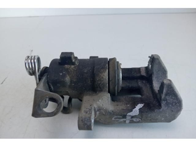 bontott AUDI A3 Bal hátsó Féknyereg Munkahengerrel