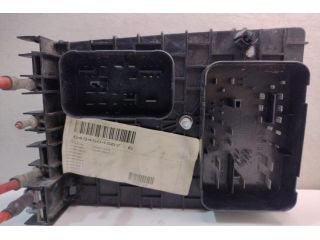 bontott AUDI A3 Biztosítéktábla Motortér