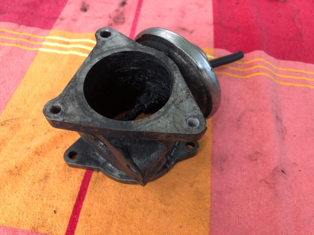 bontott AUDI A3 EGR / AGR Vákum Szelep