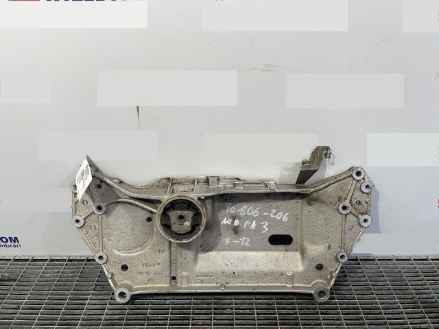 bontott AUDI A3 Első Bölcső