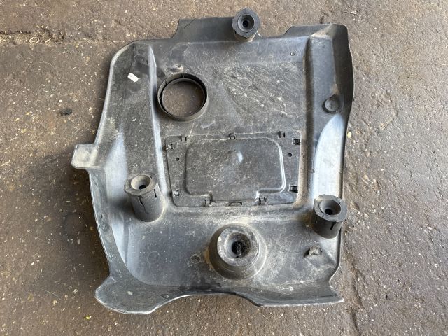 bontott AUDI A3 Felső Motorburkolat