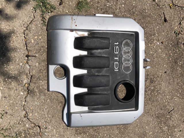 bontott AUDI A3 Felső Motorburkolat