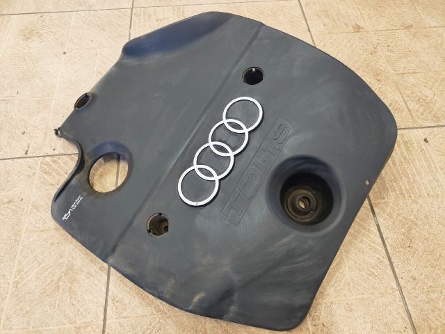 bontott AUDI A3 Felső Motorburkolat