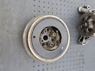 bontott AUDI A3 Főtengely Szíjtárcsa