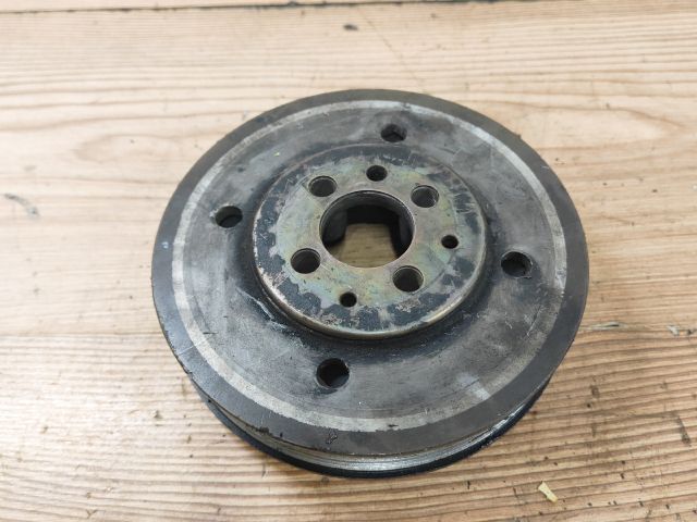 bontott AUDI A3 Főtengely Szíjtárcsa