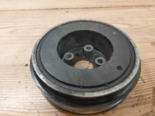 bontott AUDI A3 Főtengely Szíjtárcsa