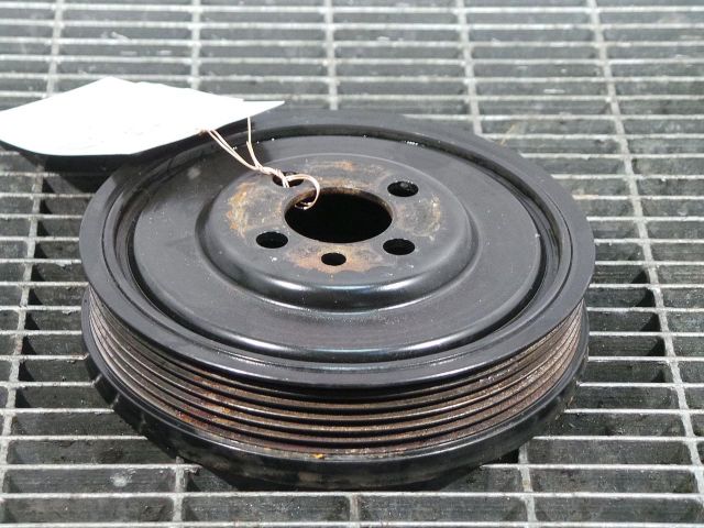 bontott AUDI A3 Főtengely Szíjtárcsa