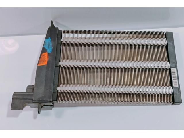 bontott AUDI A3 Fűtőradiátor