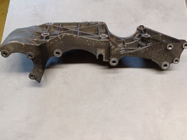 bontott AUDI A3 Generátor Tartó Bak