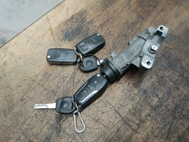 bontott AUDI A3 Gyújtáskapcsoló Házzal