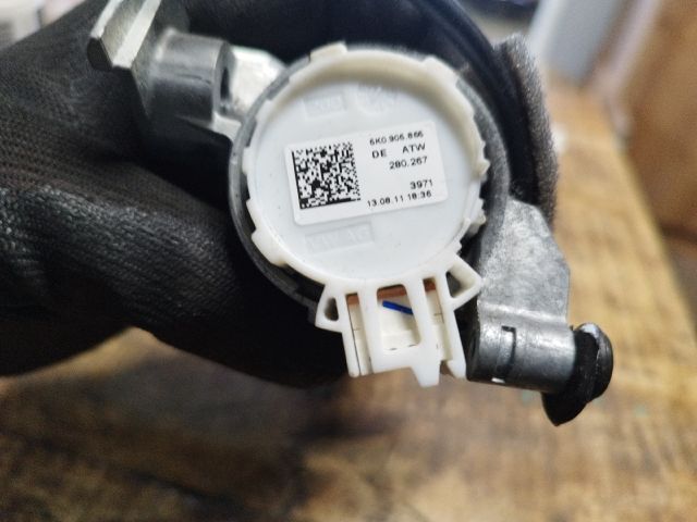 bontott AUDI A3 Gyújtáskapcsoló Házzal