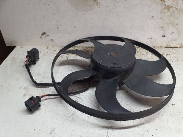 bontott AUDI A3 Hűtőventilátor