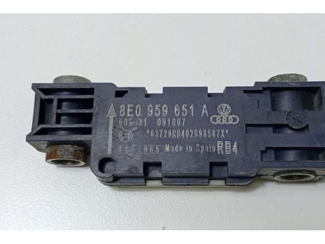 bontott AUDI A3 Jeladó (Magában)