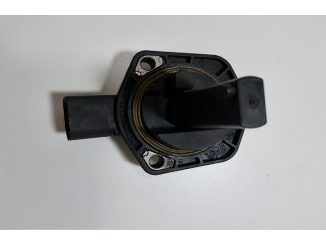 bontott AUDI A3 Jeladó (Magában)