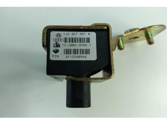 bontott AUDI A3 Jeladó (Magában)