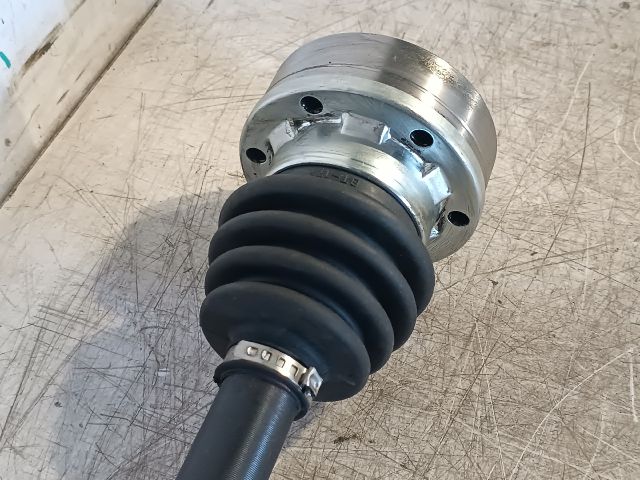 bontott AUDI A3 Jobb Féltengely