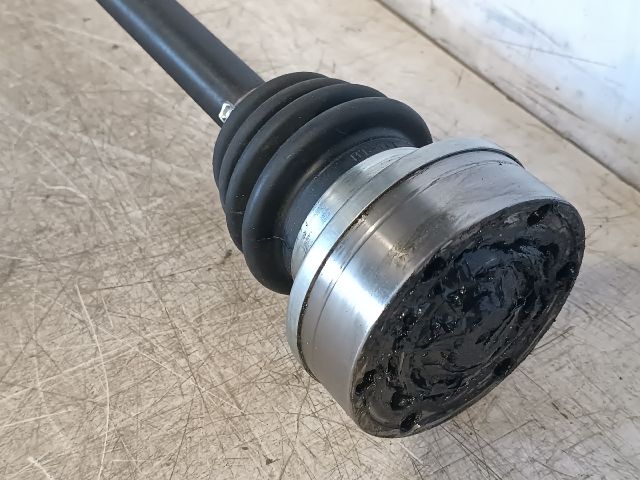 bontott AUDI A3 Jobb Féltengely