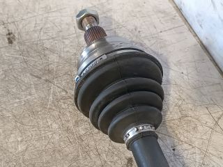 bontott AUDI A3 Jobb Féltengely