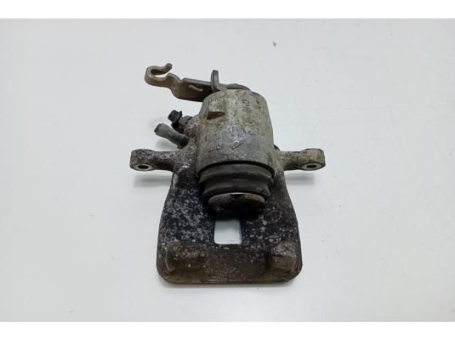 bontott AUDI A3 Jobb hátsó Féknyereg Munkahengerrel