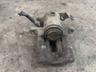 bontott AUDI A3 Jobb hátsó Féknyereg Munkahengerrel