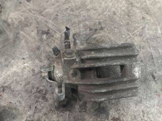 bontott AUDI A3 Jobb hátsó Féknyereg Munkahengerrel