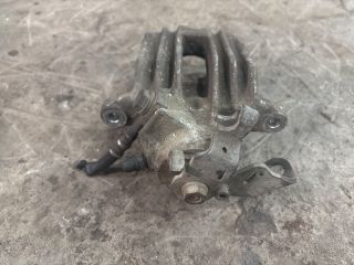 bontott AUDI A3 Jobb hátsó Féknyereg Munkahengerrel