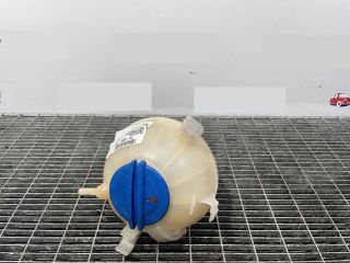 bontott AUDI A3 Kiegyenlítő Tartály