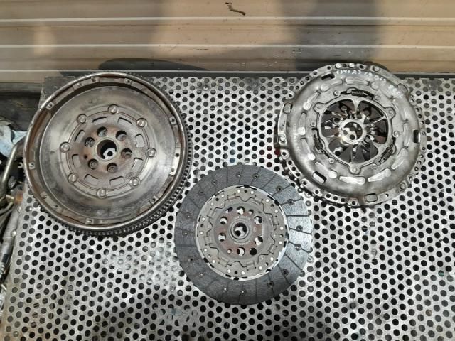 bontott AUDI A3 Kuplung Szett (Szerkezet, Tárcsa)
