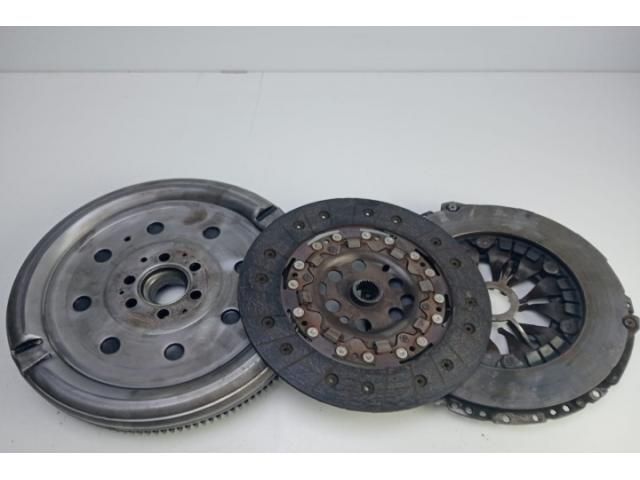 bontott AUDI A3 Kuplung Szett (Szerkezet, Tárcsa)