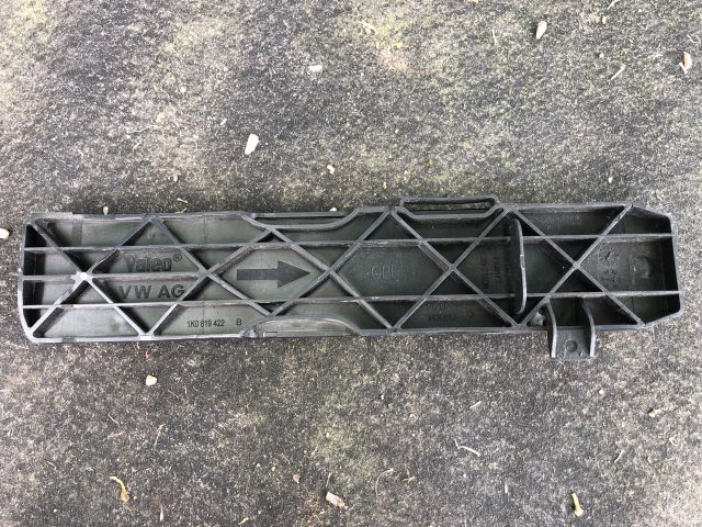 bontott AUDI A3 Légszűrő Ház Fedél