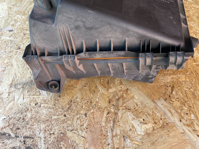 bontott AUDI A3 Légszűrő Ház