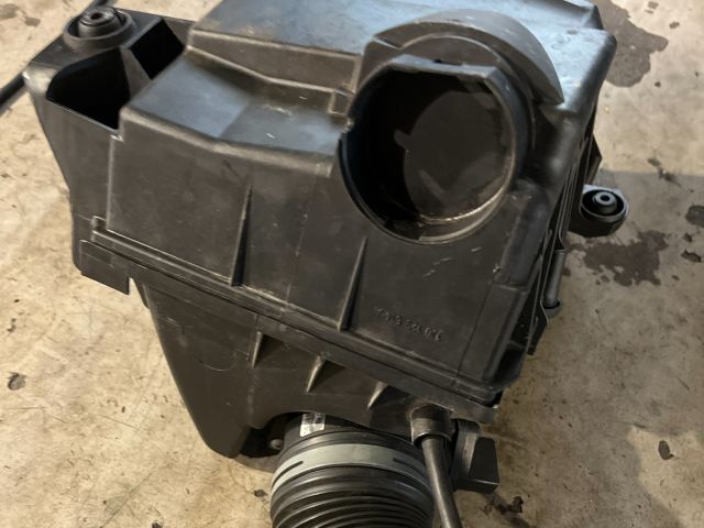 bontott AUDI A3 Légszűrő Ház