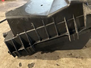 bontott AUDI A3 Légszűrő Ház