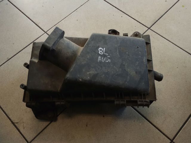 bontott AUDI A3 Légszűrő Ház