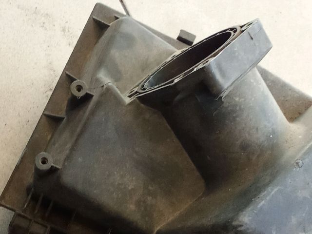 bontott AUDI A3 Légszűrő Ház