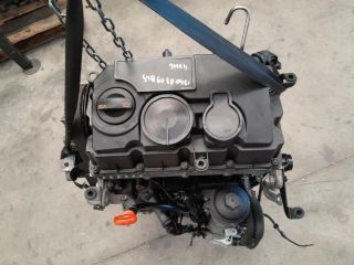 bontott AUDI A3 Motor (Fűzött blokk hengerfejjel)